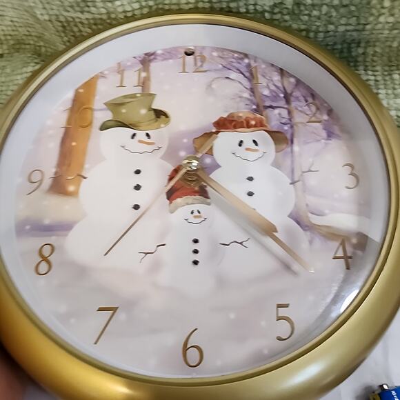 Feldstein Christmas Carol Clock Snowman Scene Plays 12 Holiday Carols w/ Box - Picture 1 of 14